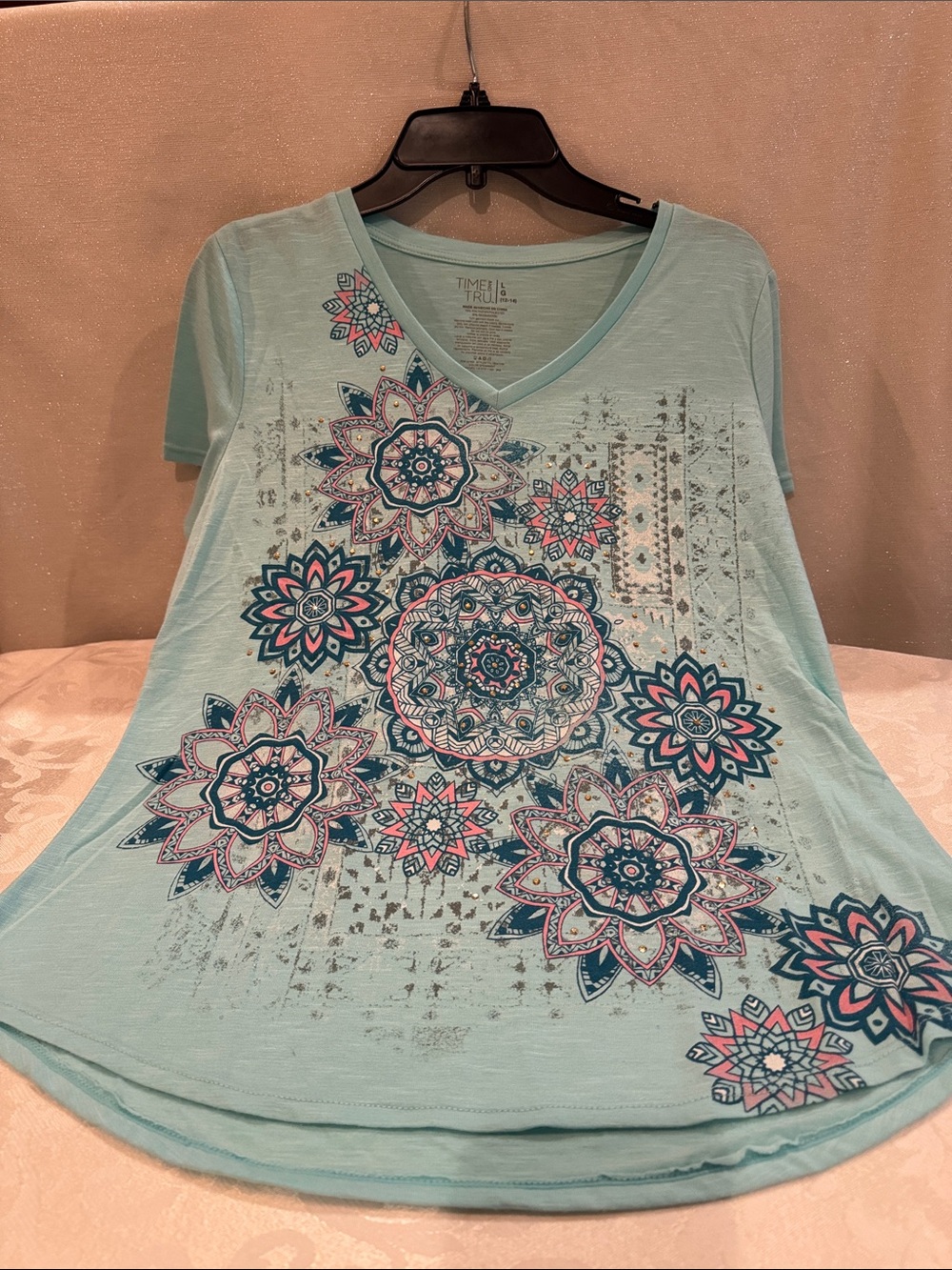 Time and Tru Aqua V-Neck Tee with Blue and Pink Mandala Print
